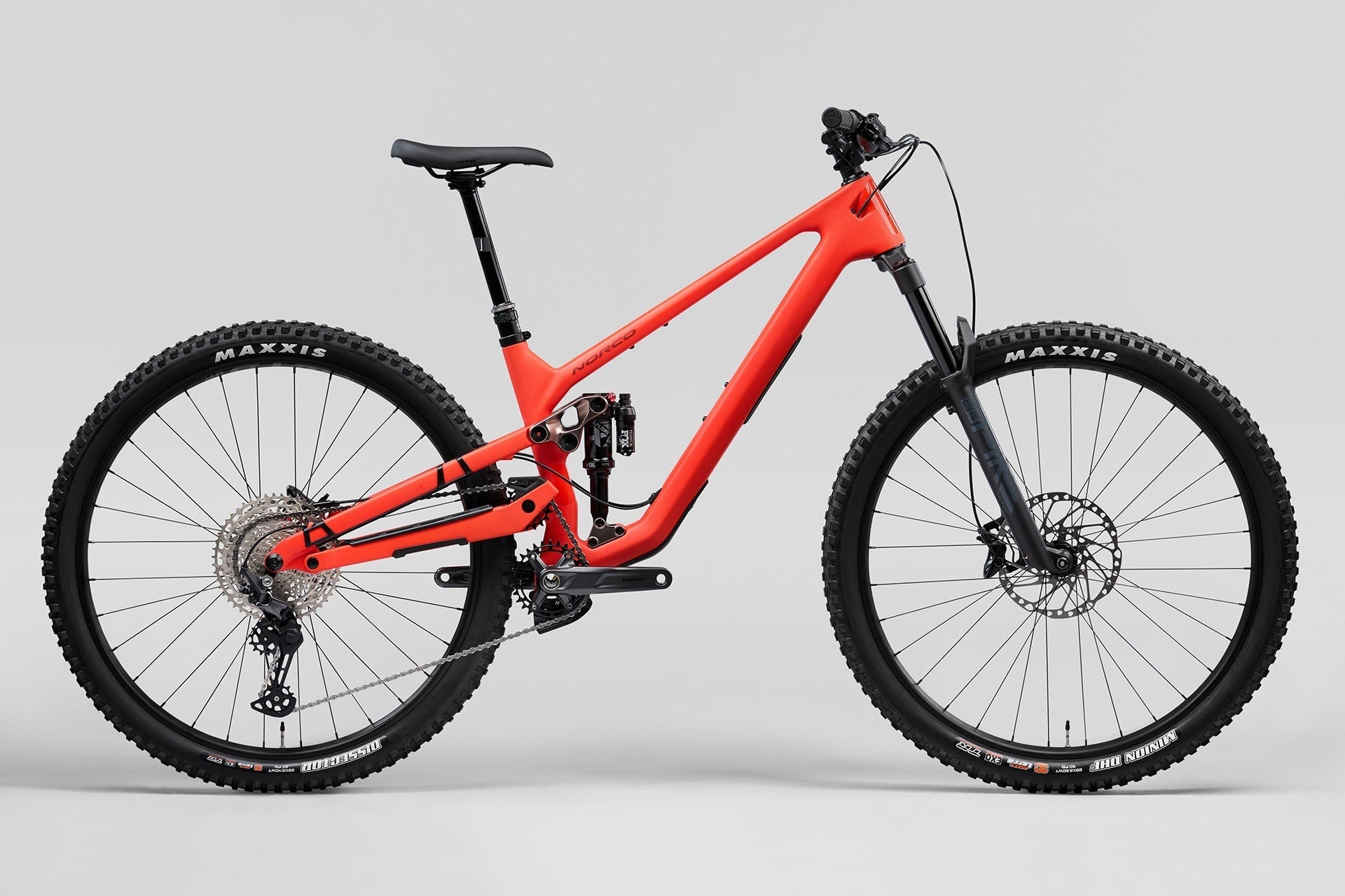 Optic C3 29", Red