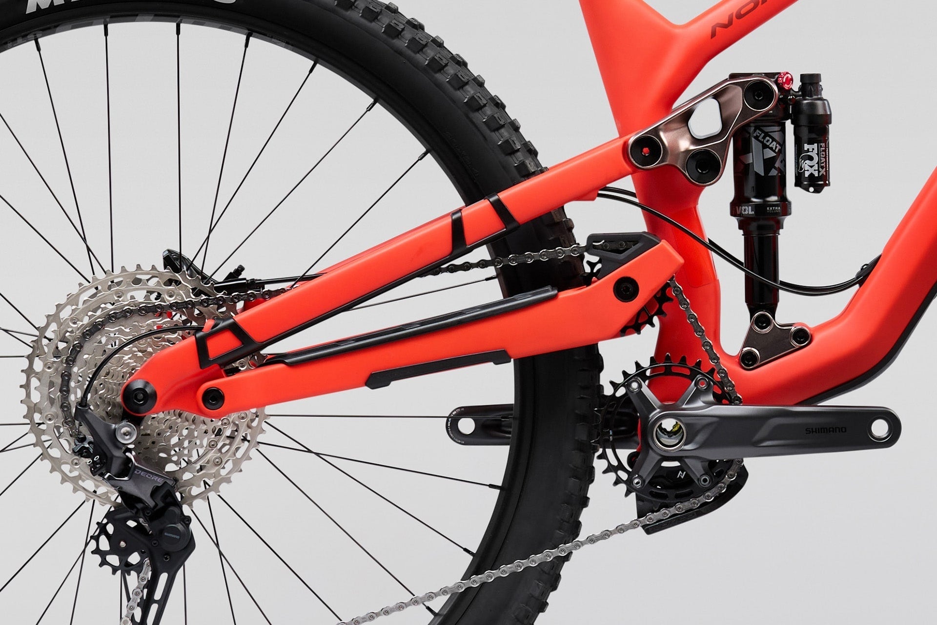 Optic C3 29", Red